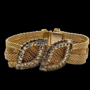 Vintage Hobé Gold Mesh Rhinestone Bracelet 7.25 In. Safety Chain - Signed